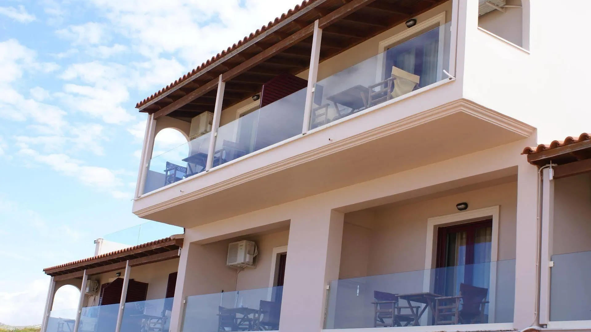 Minia Ammos Residence اليونان